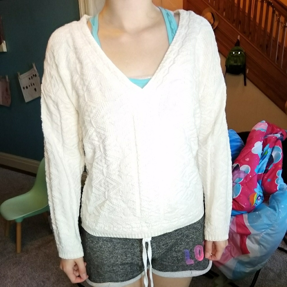 GAP sweater like brand new size small